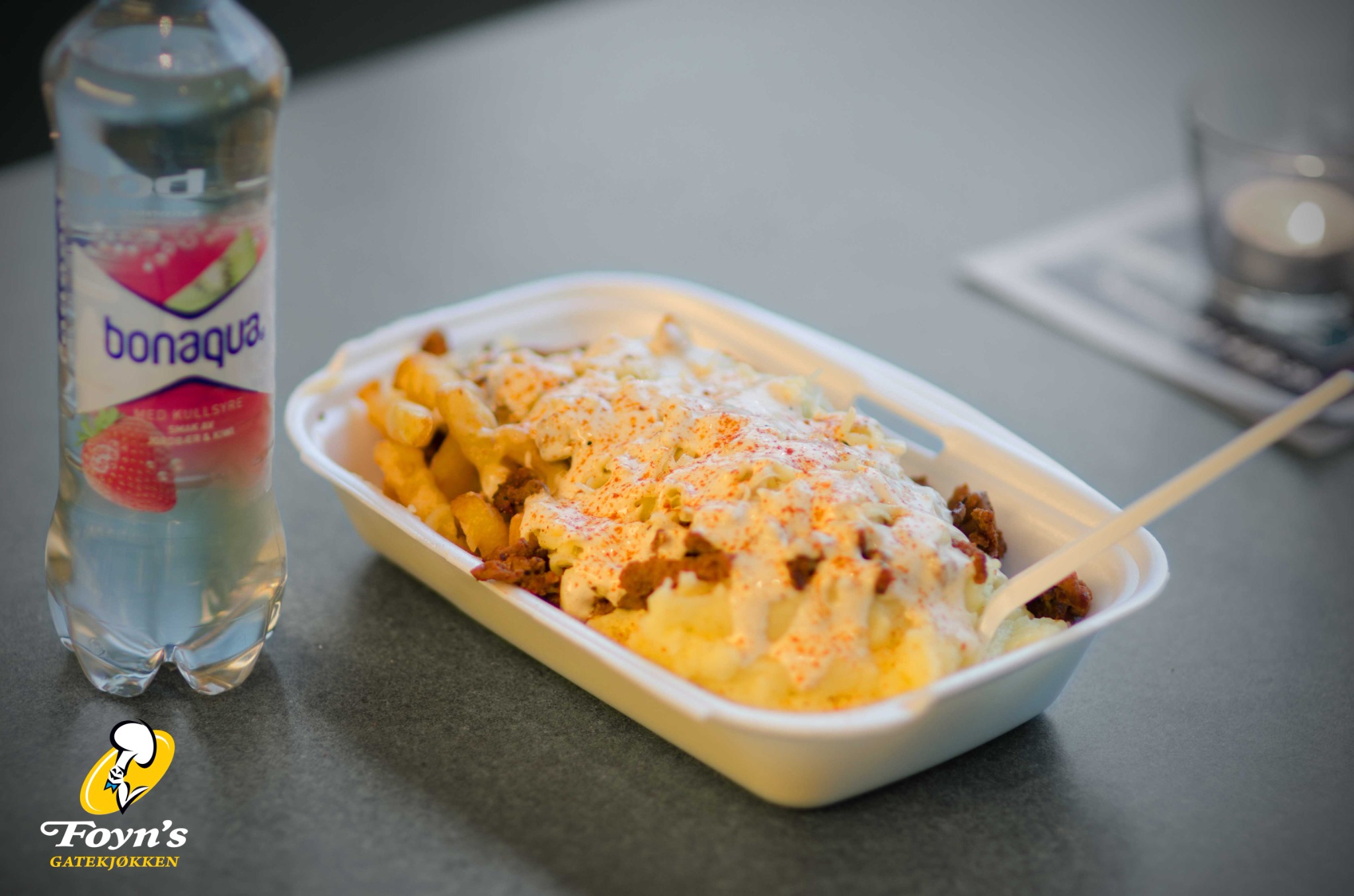 Ståle Spesial med pommes frites og hjemmelaget stappe
